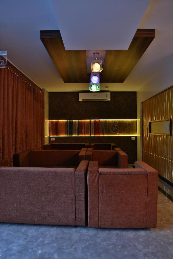 Continento The Classic Hotel Tirur Kültér fotó